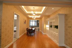 Sunshine Hotel - Image 3