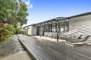 The Lorne House - Image 4