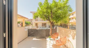 Leopardi Design with 2 bathrooms - Image 3