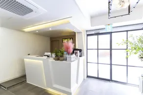 Take 1 Hotel - Image 5