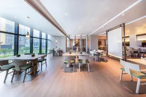 Atour Hotel Linfen Jinhai Bay Art Center - Image 3
