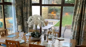 Remarkable 2-Bed Cottage in tranquil setting - Image 3