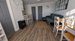 88, Two bed Chalet on Belle Aire Holiday Park - sleeps 5, pet friendly, bed linen and towels included plus onsite entertainment available - Image 2