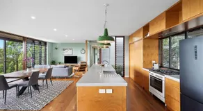 Coolum Scenic Getaway - Mountain & Ocean views only 15 minutes from the beach - Image 3