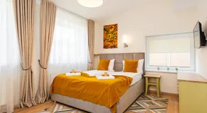 1912 Bed & Breakfast - Image 2