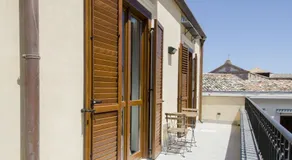 Ponticello Apartments - Image 4