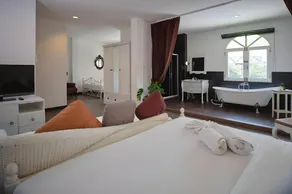 Nidhra Lanna Hotel Chiang Mai - Image 5