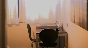Apartment with lovely garden - Image 4