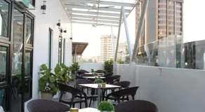 BIG M Hotel - Image 2