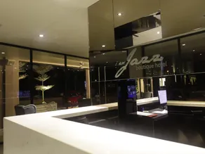 I am Jazz Hotel - Image 5