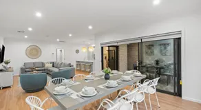 Renmark River Villas and Boats & Bedzzz - Image 3
