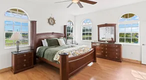 UPSCALE MANSION IN THE HEART OF MIAMI WITH POOL - Image 2