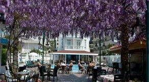 Azak Hotel - Image 3