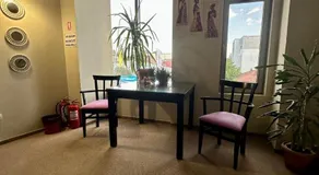 Lion's Hotel - Image 4