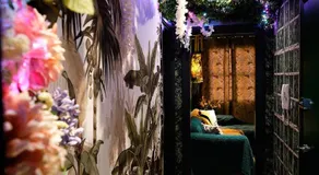 The Emerald Suite by Margate Suites - Image 5