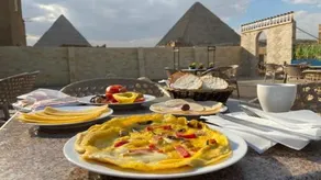 Pyramids Height Inn - Image 1