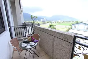 Circle Bed and Breakfast - Image 5