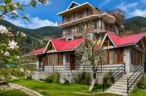Aurora Resort In Manali - Image 2
