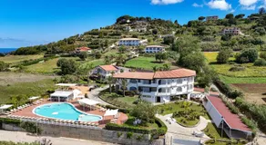 LUZIA AGRIRESORT - Piscina Panoramica e vista Mare a Capo Vaticano - Image 3
