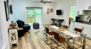 Delux Country Cabin - Pet Friendly - Image 4