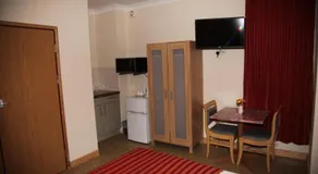 Grove Apartments - Image 4