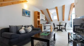 Emily Apartment - Image 2