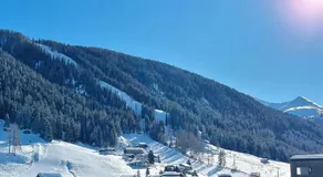 WEF Klosters Executive Apartment with Direct Train to Davos - Image 2