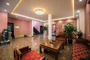 Yiliang Xinyuan Hot Spring Resort Hotel - Image 3