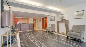 Finest Retreats - Chelsea Apartments, Deluxe Studio - Image 2