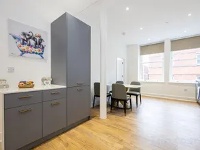 Orient Residence Manchester - Image 4