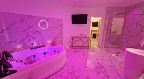 Maison Chic avec jacuzzi Nogent sur Oise YaoSpa60 - Image 2