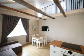 Acco Ice Apartments - Image 5