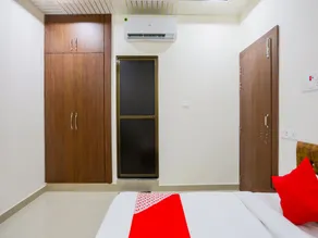 70438 Hotel R V Palace - Image 5