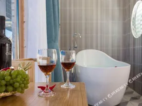 Xijing Huating Light Luxury Hotel (Lijiang Old Town Branch) - Image 5