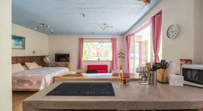 Bungalow ideal para parejas con alberca privada y jardín pet friendly - Image 2