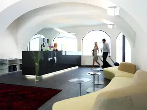 Kaiser von Österreich, Historik- und Thermalhotel - Image 2