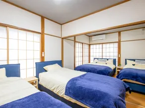 Izu Ricca - Image 2