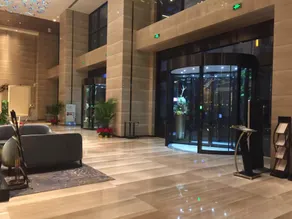 Chongqing Sujiang Yunduan Riverview Hotel - Image 2