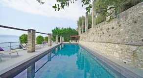 Villa Rachele: stunning luxury villa in centre Gargnano with private pool and breathtaking views - Image 4