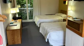 Square Rigger Lodge - Image 2
