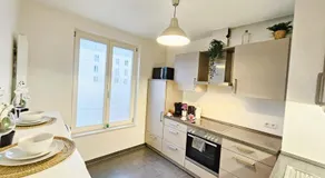Modern City 1BR w balcony&private parking - Image 4