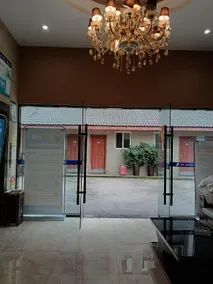 Yijia Hotel - Image 5
