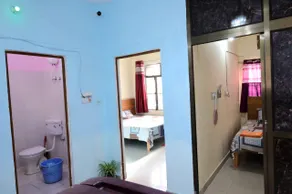 Jankivihar Homestay at Prahladghat within 1km from Shri Ram Mandir - Image 2