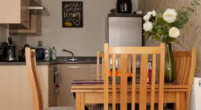 Lovely 1 Bedroom Apartment - Image 3