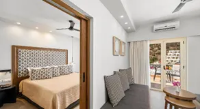 Glaros Hotel Apartment - Image 2