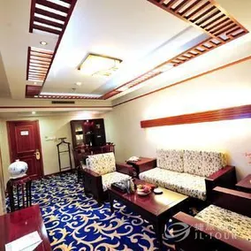 Qingdao Huanghai Hotel - Image 3