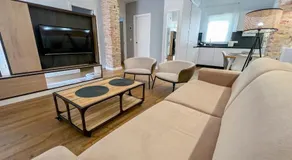 Apartamentos en Córdoba, Puente Romano y Torre Calahorra - Image 2