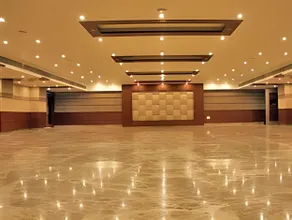 The Grand Thakar hotel - Image 4