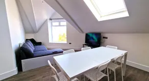 Alberton Apartments - Spacious - Newly Renovated - Image 5