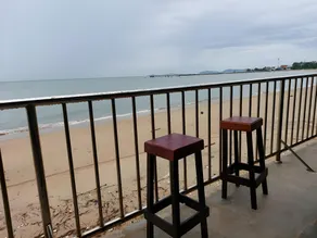 Z-Through Cafe & Resort - Image 5
